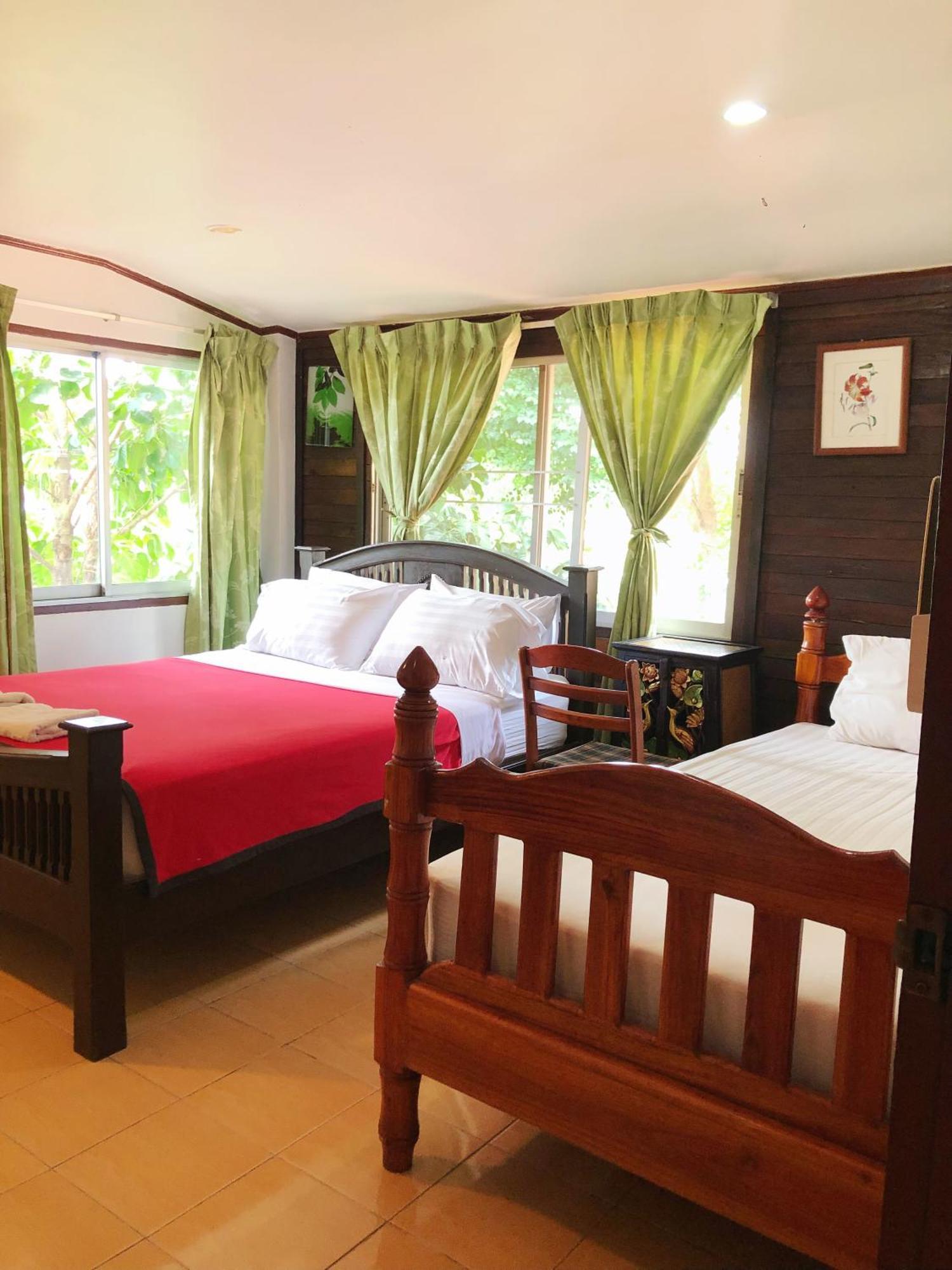 Moradok Thai Guesthouse Аюттхая Экстерьер фото